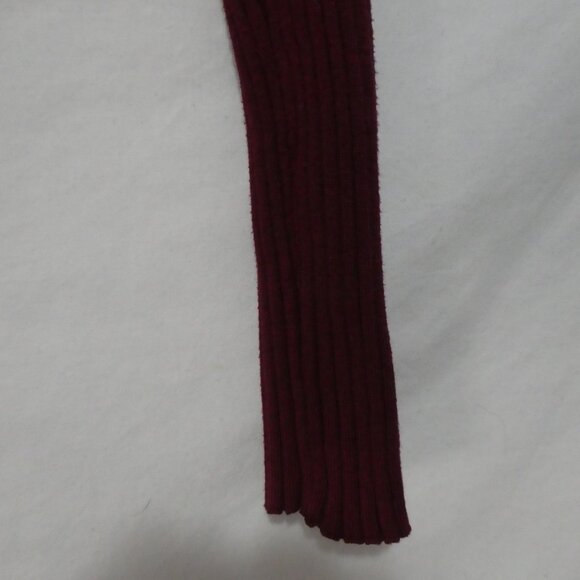 Unbranded | 12 pit to pit | Ribbed Burgundy Long Sleeve Mock Neck Sweater - Picture 14 of 14